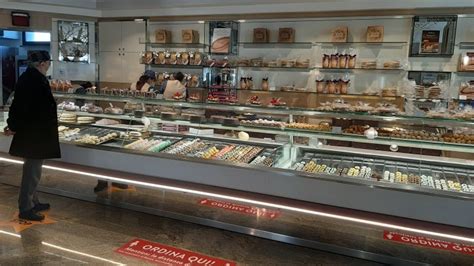 papa star and princess loreto issue|This Italian pastry shop is famous for its “sinful” cake named after .